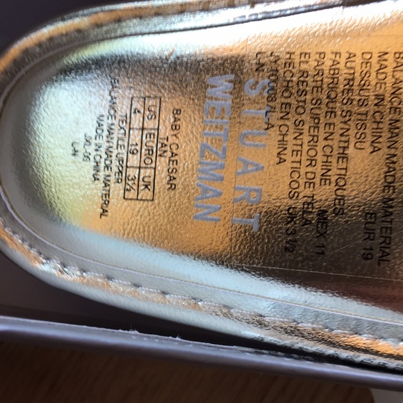 Stuart Weitzman - Picture 2 of 5